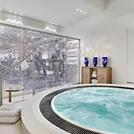 酒店 La Reserve De 5*