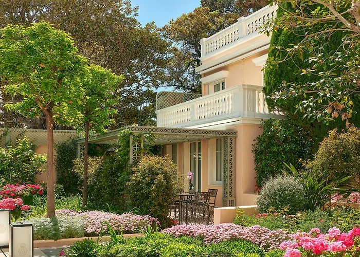 Hotel La Réserve De