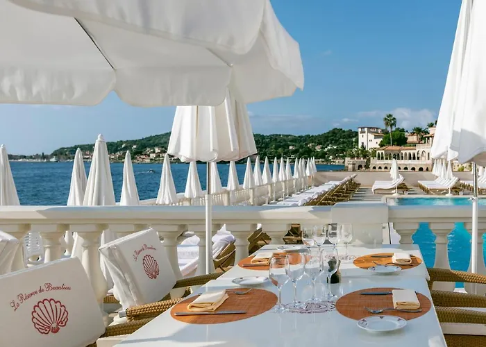 Hotel La Réserve De 5*