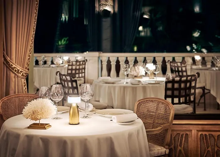 Hotel La Réserve De 5*