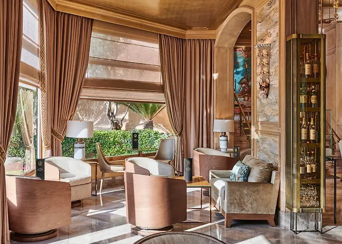 Hotel La Réserve De 5*