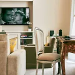 Hotel La Reserve De 5*