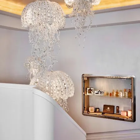 La Reserve De Hotel 5*