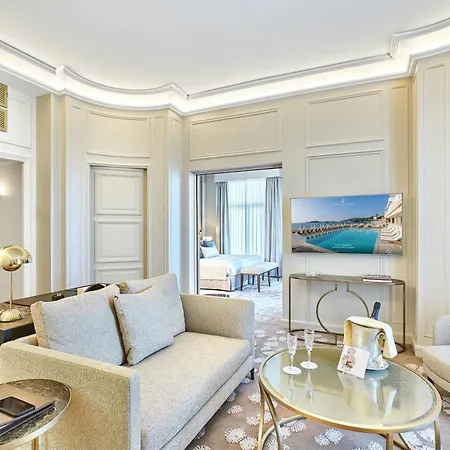 La Reserve De Hotel 5*