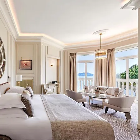 La Reserve De Hotel 5*