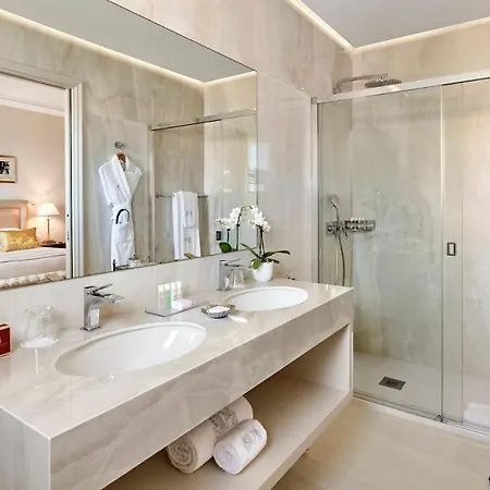La Reserve De Hotel 5*